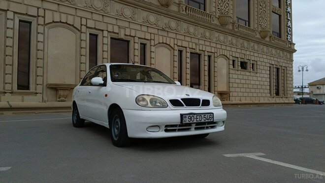 Daewoo Lanos-1