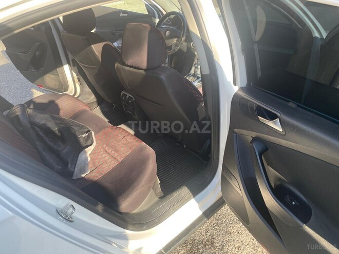Volkswagen Passat-9