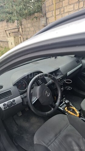 Opel Astra 2010, 390,000 km - 1.7 л - Gəncə