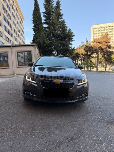 Chevrolet Cruze-1