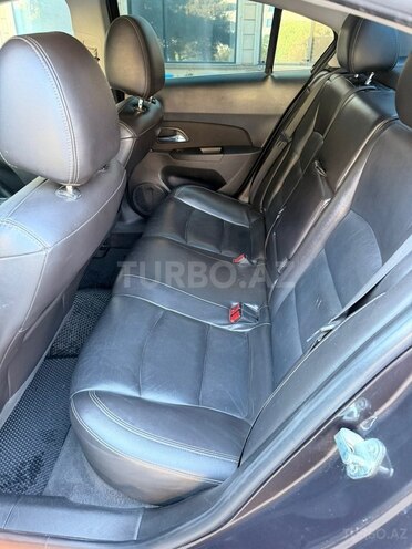 Chevrolet Cruze-7