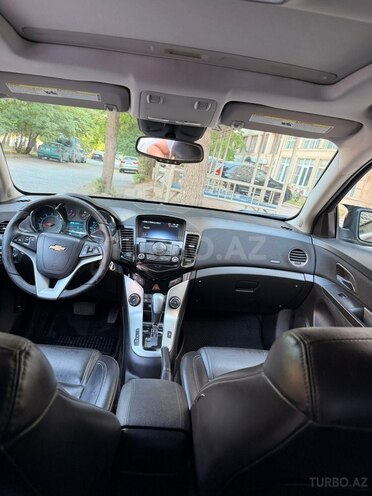Chevrolet Cruze-8
