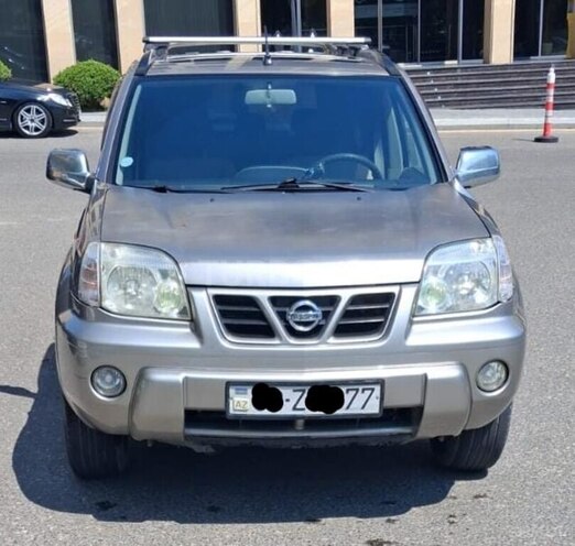 Nissan X-Trail-1