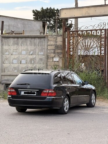 Mercedes E 220-7