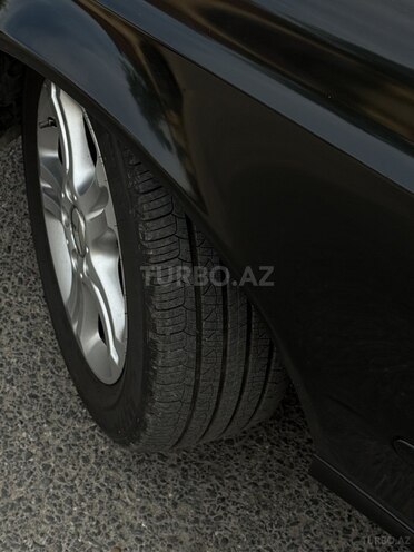 Mercedes E 220-12