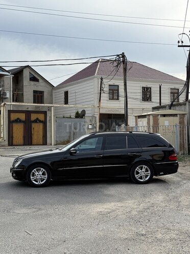 Mercedes E 220-5