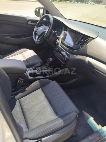 Hyundai Tucson-20