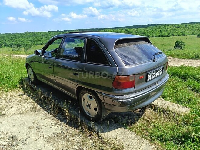 Opel Astra-4