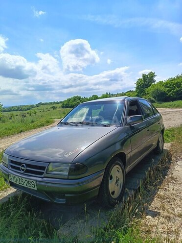 Opel Astra-6