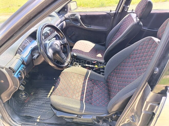 Opel Astra-12