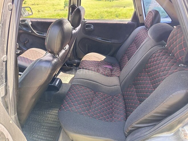 Opel Astra-11