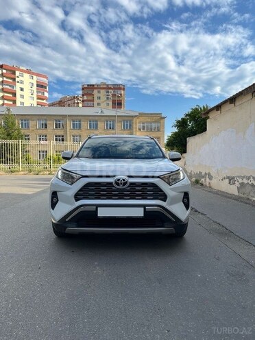 Toyota RAV4-1