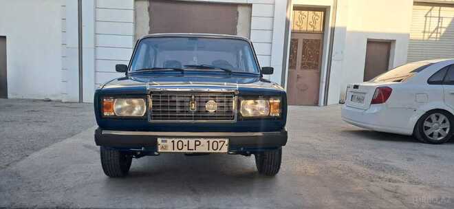 LADA (VAZ) 2107-1