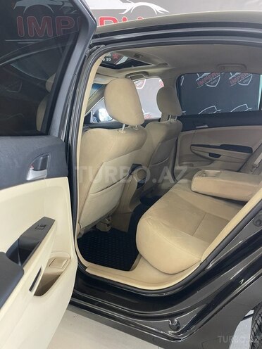 Honda Accord-12