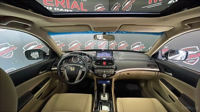 Honda Accord-11