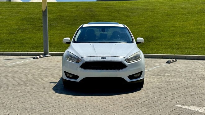 Ford Focus-1