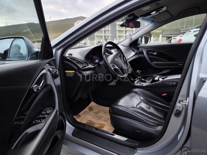 Hyundai Grandeur-5