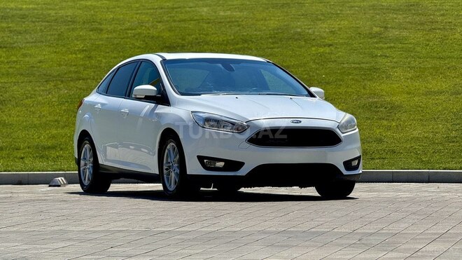Ford Focus-7