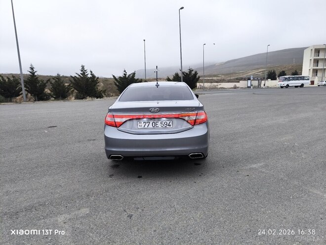 Hyundai Grandeur-11