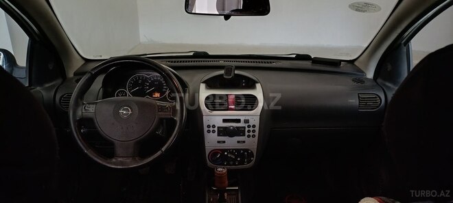 Opel Corsa-4