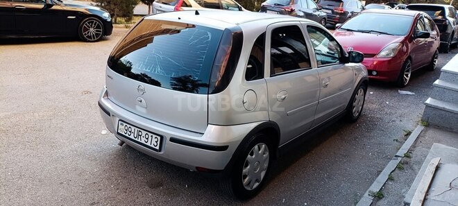 Opel Corsa-3