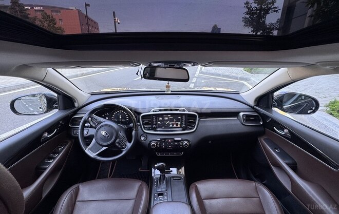 Kia Sorento-10