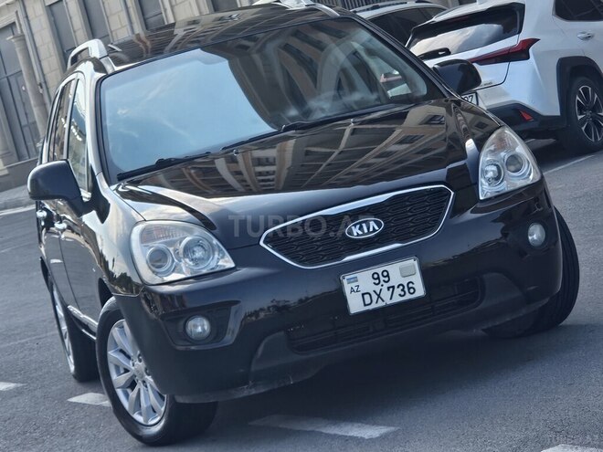 Kia Carens-3