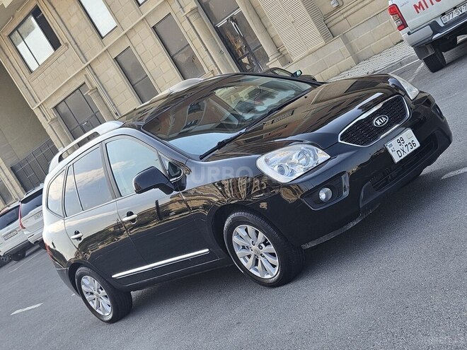 Kia Carens-7