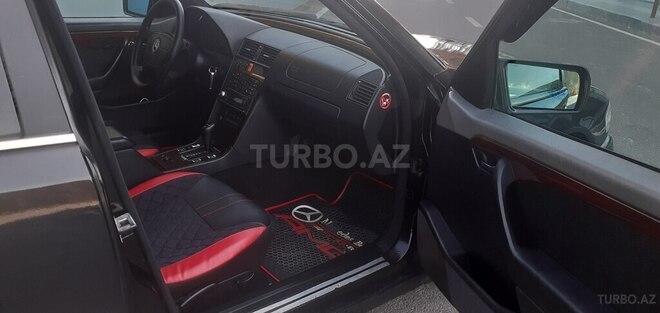 Mercedes C 220-9
