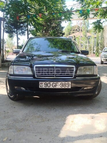 Mercedes C 200-1