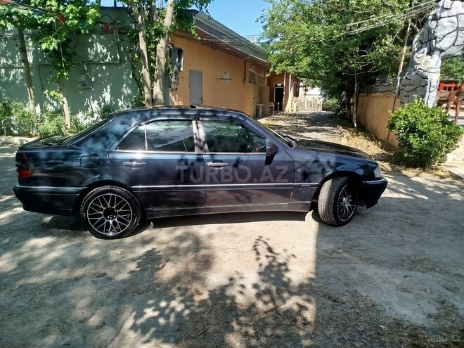 Mercedes C 200-3