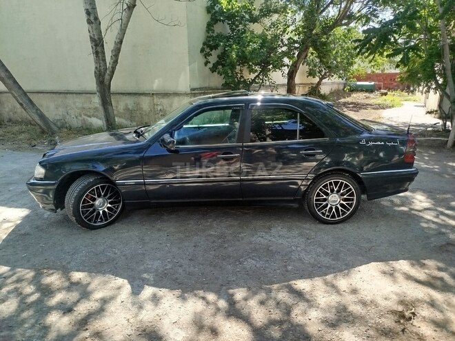 Mercedes C 200-4