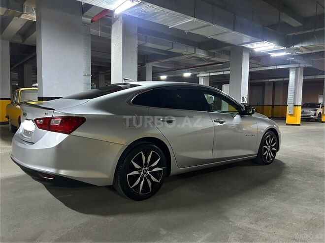 Chevrolet Malibu-5