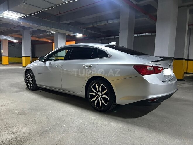 Chevrolet Malibu-8