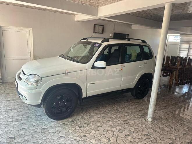 Chevrolet Niva-7