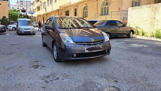 Toyota Prius-1