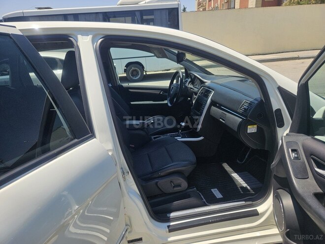 Mercedes B 180-5