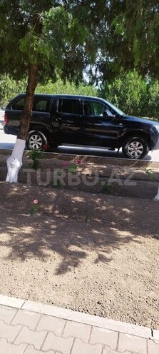 Volkswagen Amarok-10