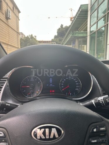 Kia Cerato-6