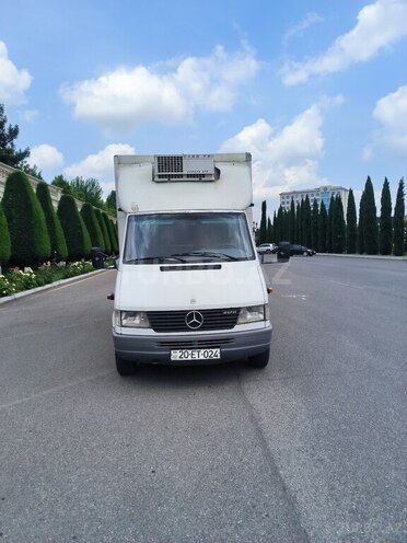 Mercedes Sprinter 412-1