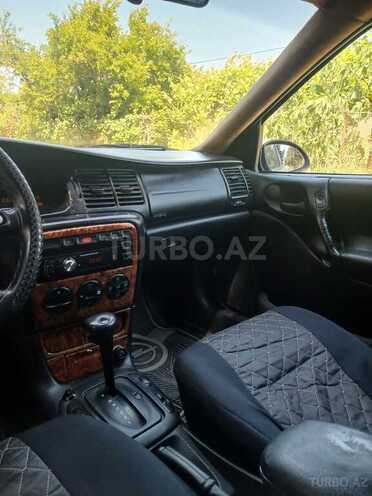 Opel Vectra-3