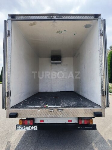 Mercedes Sprinter 412-8
