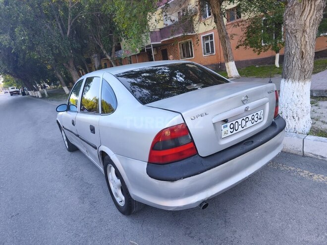 Opel Vectra-6