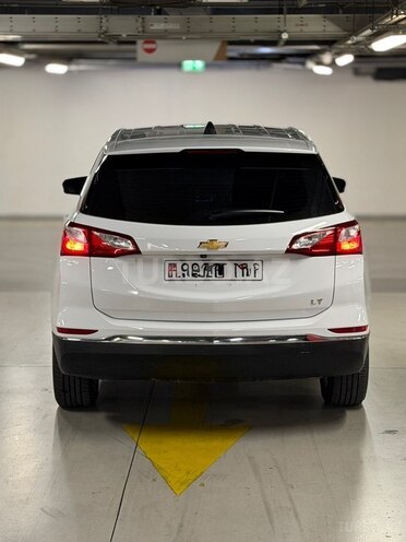 Chevrolet Equinox-7