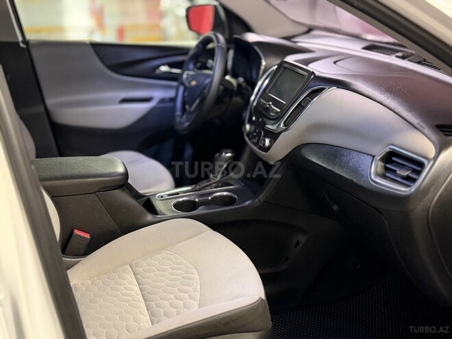 Chevrolet Equinox-11