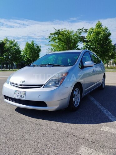 Toyota Prius-2