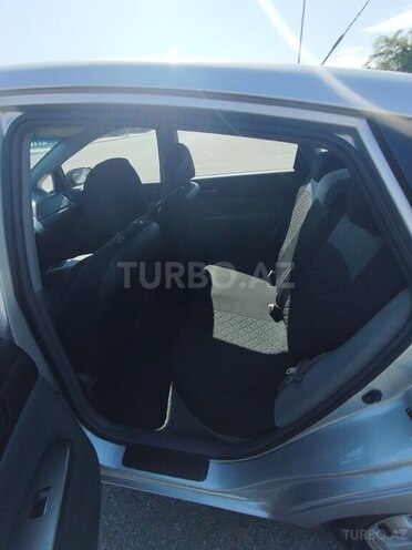 Toyota Prius-8