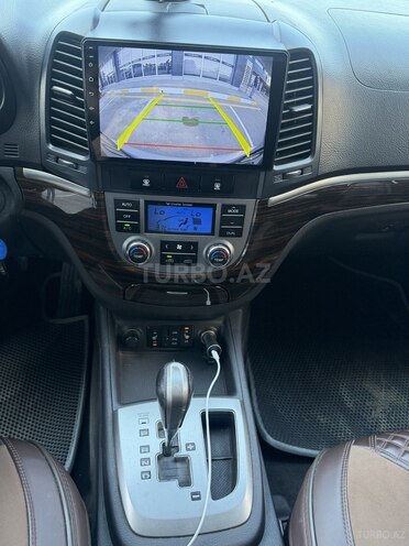 Hyundai Santa Fe-14