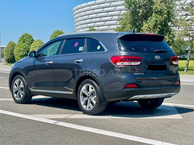 Kia Sorento-5