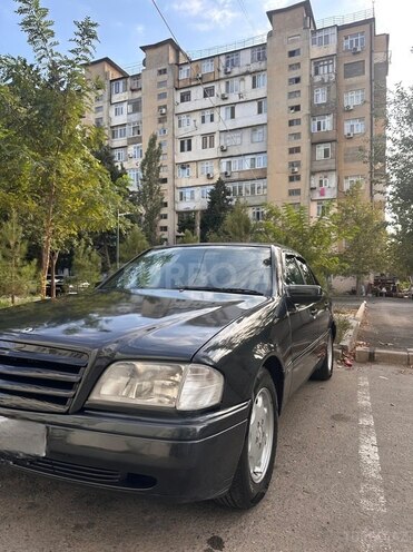 Mercedes C 180-2
